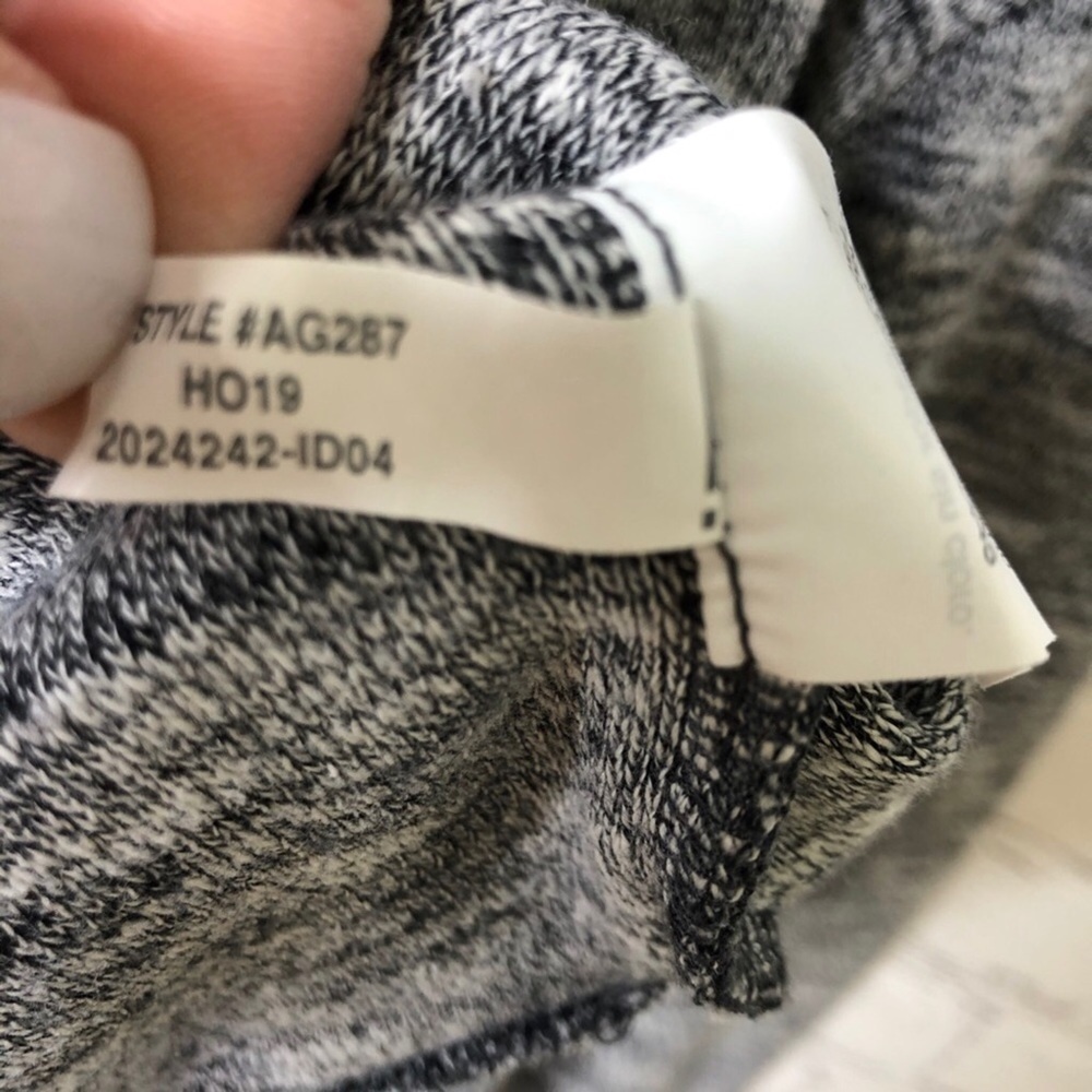 Madewell Textured Crewneck Sweatshirt Size Small Gray Slub Knit - Picture 9 of 10